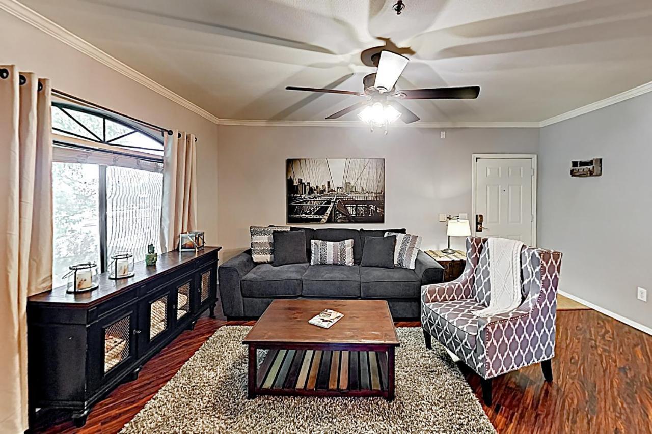 The Signature Unit & Breezy Desert Retreat Apartment Scottsdale
